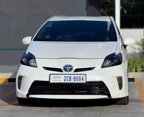 🔥Prius013 Option2កាន់💰5900$💸ដកឡានភ្លាមបង់រំលស់ជាមួយឃ្លាំងផ្ទាល់