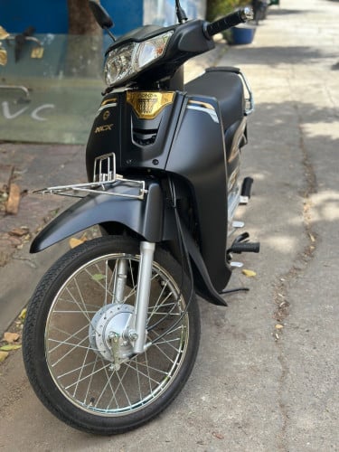 025. ស្អាត