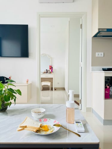 1 Bedroom Corner Unit at Chip among Parkland Condo  for Rent