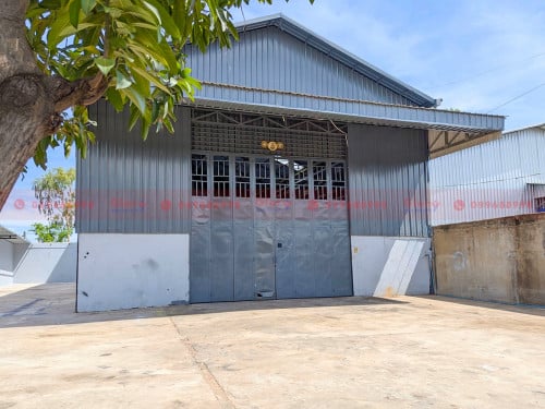 200 Sqm Warehouse On 600 Sqm Land Space For Lease Near AEON Mall 2
