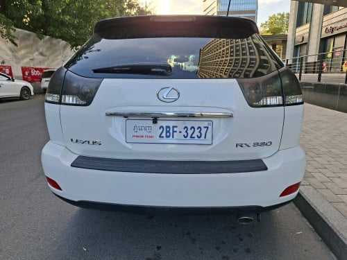 330 ឆ្នាំ 05 ប៉ុង 1