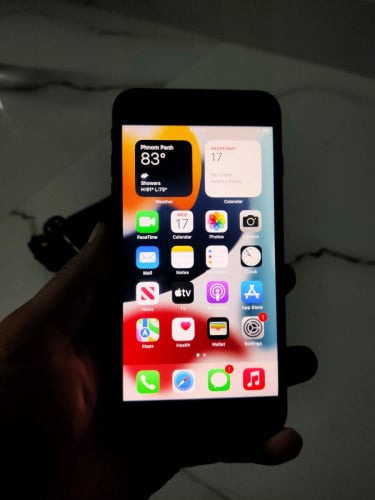 7Plus 128G ប្រើបានម៉ាអេម ថតច្បាស់មុខក្រោយ វ៉ៃដូរបាន (ចោមចៅ)