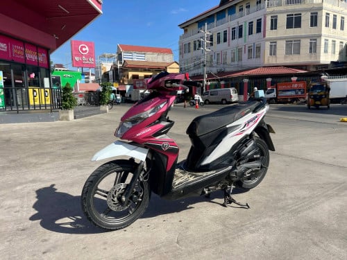 Beat019 កាតគ្រីបាត់ផ្លាកលេខ