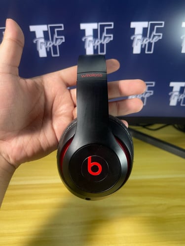 Beats Studio 3 10Y Edition | មួយទឹកនៅស្អាត