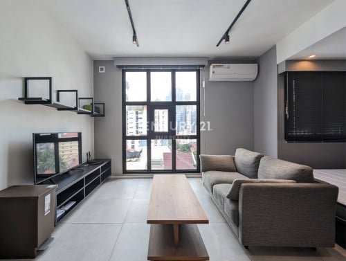 BKK1- Studio room for rent