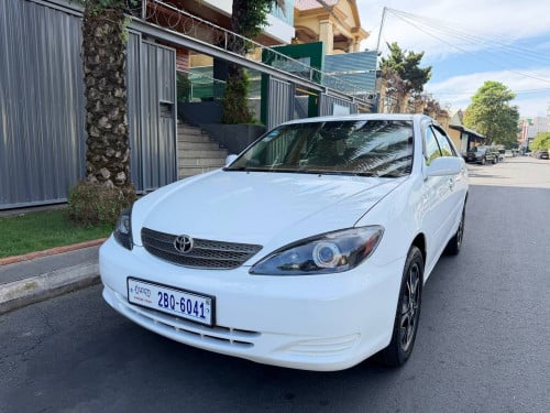 Camry02 XLE ក្នុងលឿង កាលី🥇