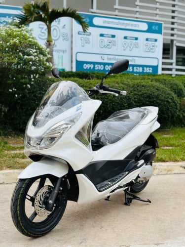 Honda PCX 016 សោស្មាតឃីកម្លាំង150cc ម៉ាស៊ីនតាន់ហាប់នែនស្ងាត់ជិះស្រួលស្ទុះមិនលាន់មិនហុយមានពន្ធកាតគ្រឺ