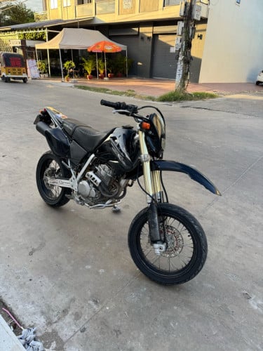 Honda XR250 2005 កាតគ្រីស្លាកលេខ ម៉ាសុីនអ៊ែម តម្លៃទន់ៗ
