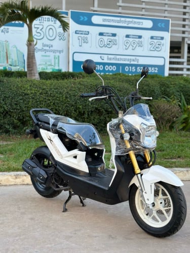 Honda Zoomer X020 ក្រុមហ៊ុន ម៉ាសុីនតាន់ហាប់នែនស្ងាត់ជិស្រួល