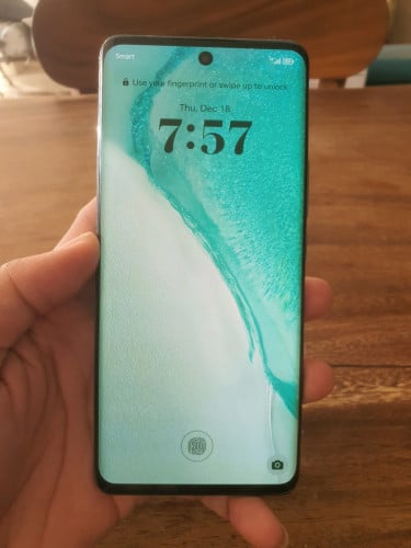 Honor 50 CH (8G/256G) បែកខ្នង ស្ទើរតួ និងដានអេក្រង់ថើរៗ ថ្មកាន់ កាមេរ៉ាច្បាស់