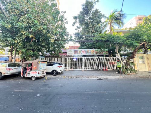 House For Sale- Daun Penh