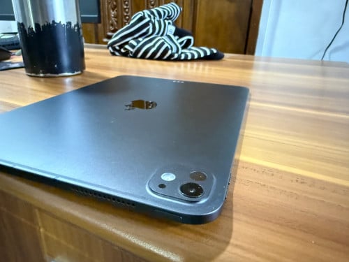 Ipad pro 11 inch M4 Sim & Wifi