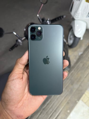 iPhone 11 Pro Mak សុីន