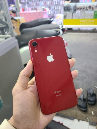 Iphone XR 64GB  សាណុំលក់ប្រយ៉ាប់លុយ