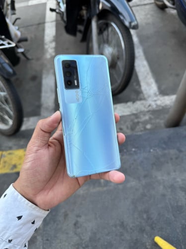 IQOO NEO5 (អត់កាមេរ៉ា) សាណុំសុីន ម៉ាសុីនខ្លាំង Ram12G+12G/Rom256G/SD870/120Hz