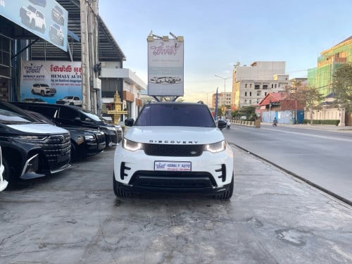 Lang Rover Discovery full options 2017 កាត់បានក្ដៅៗ * Diesel V4 2.0L (ម៉ាស៊ូត)*  (កៅអី3ជួរ)