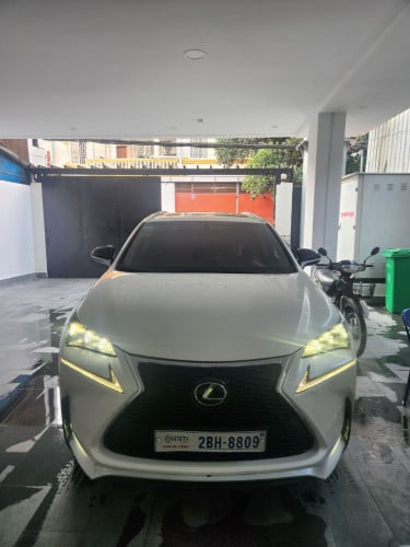 lexus nx200t