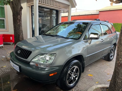 LEXUS RX300ឆ្នាំ2000ឡានថ្មី