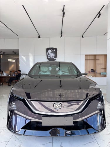 Mazda Ez60 តម្លៃអាចចរចាបាន