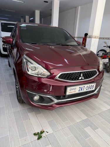 Misubishi MIRAGE 2018ឡានថ្មីខ្លាញ់គោ