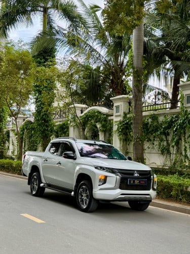 Mitsubishi Triton 2022 4WD Auto ម៉ាស៊ូត ប៉ុង2