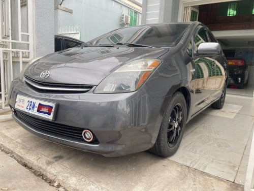 Prius 07 full options ធានាឡានស្អាត ម្ចាស់ដើមទី១ អាគុយABSអ៊េម