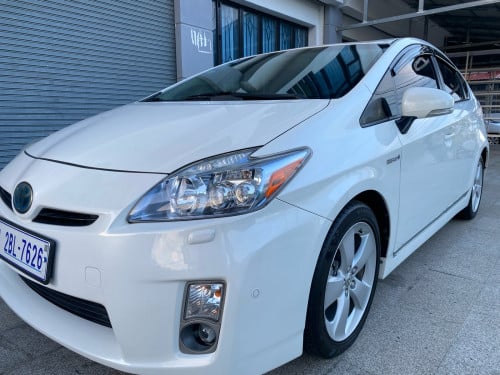 Prius 2010 option 5Full Advanced ក្នុង​លឿង​