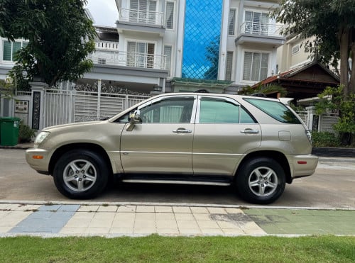 RX 300 . ឆ្នាំ​ 2002 . ហ្វូល​. ម្ចាស់ដើមផ្ទាល់