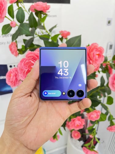 SAMSUNG GALAXY Z Flip7