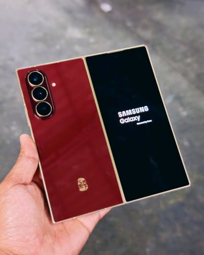 Samsung W26 Special Edition 99.999% (16GB/512GB)