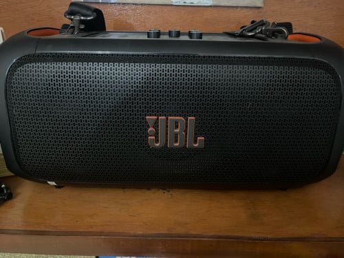 Sell partybox on the go ess 99%