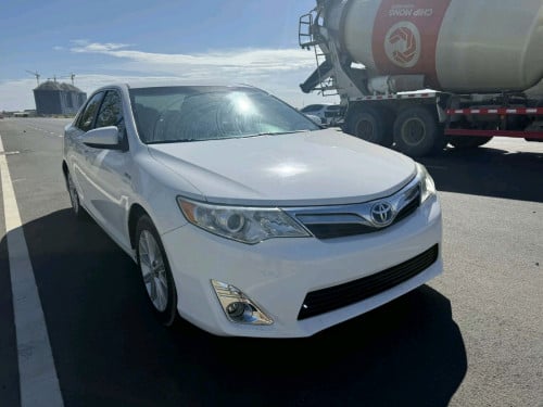 TOYOTA CAMRY XLE Hybrid 2012 25000$
