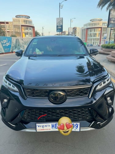 Toyota Fortuner Legender 2021 ម្ចាស់ដើម ទិញថ្មីក្រុមហ៊ុន
