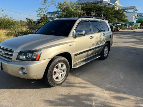Toyota Highlander 2001ប៉ុង1