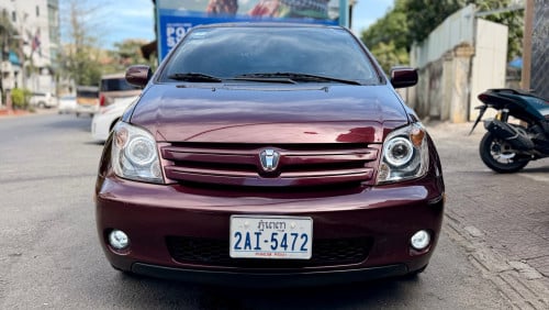 Toyota scion 2004 XA