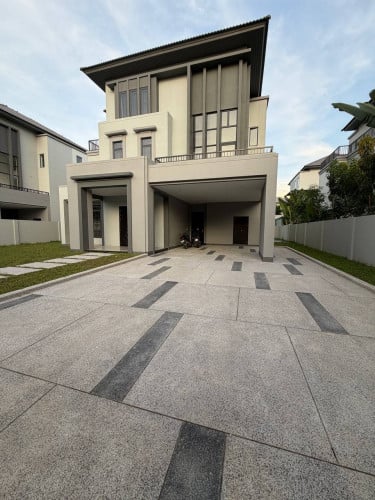 VILLA QUEEN FULLY FURNISHED - CHIP MONG 50M