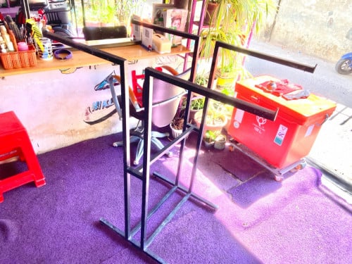 ជេីងតាំងខោអាវ