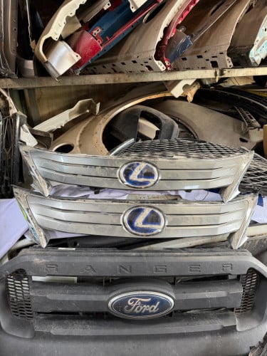 លក់គំរបស្តុប និង គំរបចង្កៀងឡានគ្របសេរី