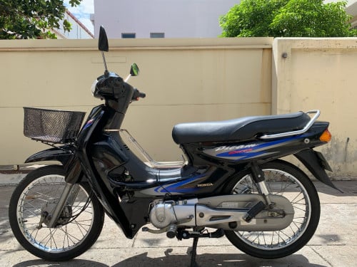 ម៉ូតូលក់​