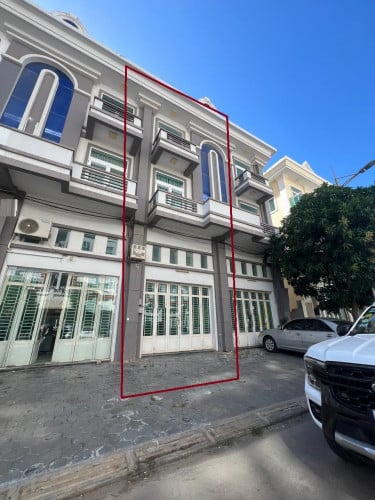 ផ្ទះអាជីវកម្មសម្រាប់ជួលនៅបុរីរុងរឿងខុនដូ