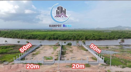 ដីលំហែជាបើព្រែកធំកំពង់សំរោង