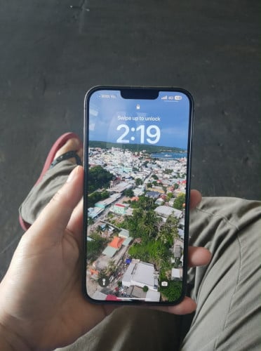 លក់ 13 Pro max LL/A 128gb ធ្លាប់ដូរអេក្រង់តែដាក់ហ្ស៊ីន មានស្កេន ថ្ម 83%