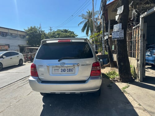 ឡានលក់ឆ្នាំ 2002 ប៉ុងមួយV6