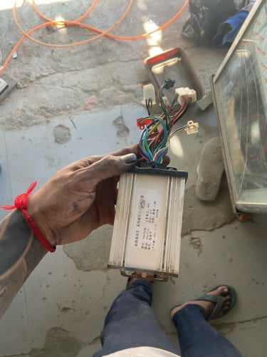 ប៊តបញ្ចារកម្លាំ350W