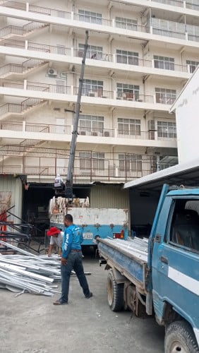 មានឡានស្ទួច5តោនដង700សម្រាបជួល