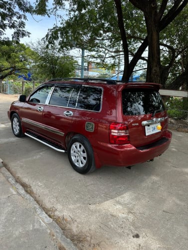 លក់Highlander V4ប៉ុងមួយ