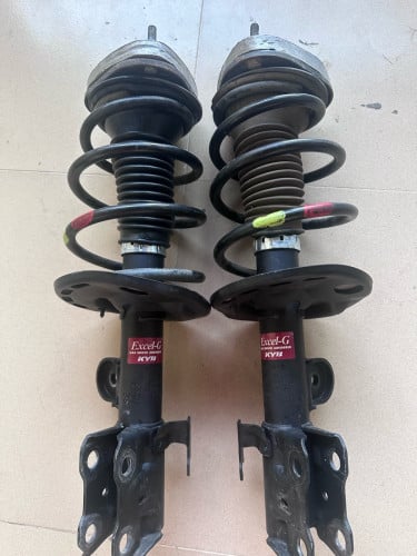 លក់បូម​ KYB សុីនមួយឈុតស្អាត​ Prius 014