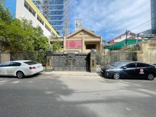 ដីនិងផ្ទះសម្រាប់ជួល នៅបឹងកេងកង | Land and House for rent at Boeng Keng Kang