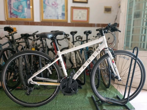 កង់ជជុះជប៉ុន MARIN តួអាលុយ នៅខ្មែរមិនទាន់ប្រើ