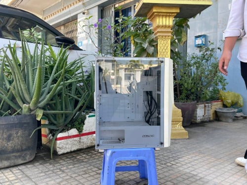 ខេសpcពណ៌ស